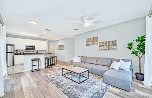 Near Disney - 3BR Condo - Games Pool & Sauna - Foto 15