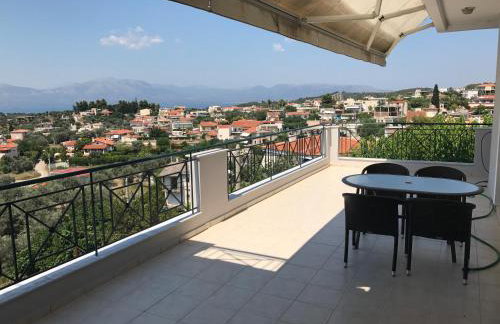 House with sea and mountain view - Foto 3