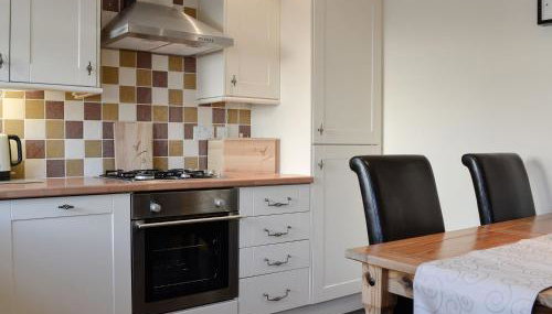 The Costins - Foto 4