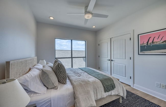 Luxury Lakefront Home-private Dock - Dipping Pool! - Foto 11