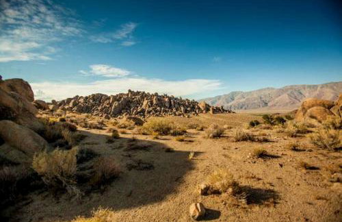 Amazing Lone Pine Cabin for Glamping in California - Foto 23