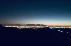 City light views getaway close to top ski resorts - Foto 24