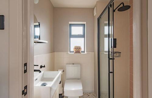 Victory Cottage - Stunning home with sea views - Foto 14