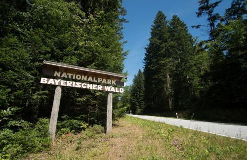 Helle FeWo am Waldrand - mit Balkon, Pool & Sauna - Foto 42