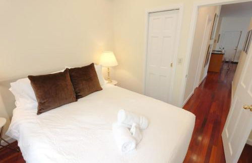 Above Maxwell Wine Bar - Super Central 2Bed 2Bath - Foto 11