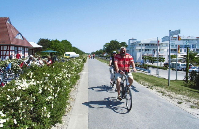 House Near Baltic Sea in Zingst With Terrace - Foto 17