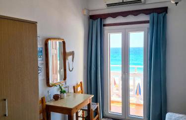 Lefteris Rooms - Foto 13