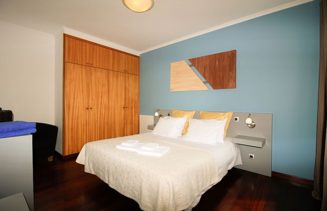 Casas da Avenida e do Pico - Foto 12