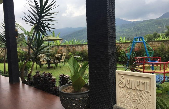 Avilla Resort Puncak - Foto 13