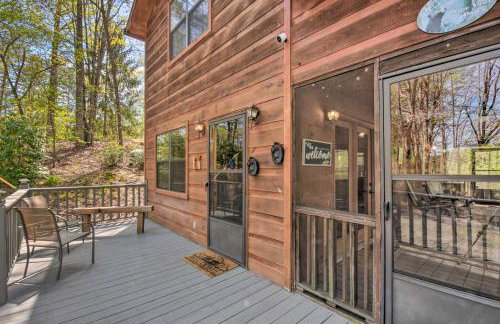 Cozy Hiawassee Cabin with Fire Pit and Mtn Views! - Foto 19