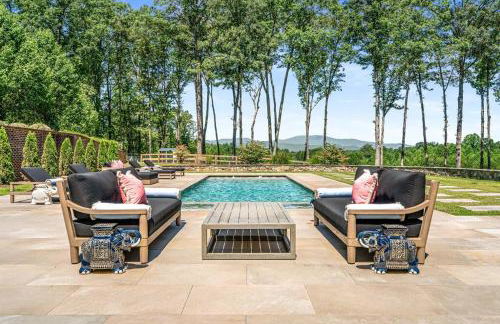 Luxury Mountain Mansion, 7BR, 8 king beds, 10000sf, Views, Pool, Sport Court, Gym, Sauna, Petting Zoo - Foto 46