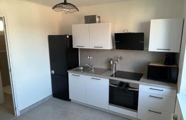 Maison refaite à neuf avec jacuzzi - LE HOMARD 13 - Foto 32