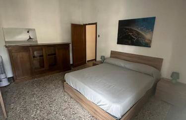 [Metro C - Centocelle] Ampio Appartamento con tre camere da letto - Photo 10