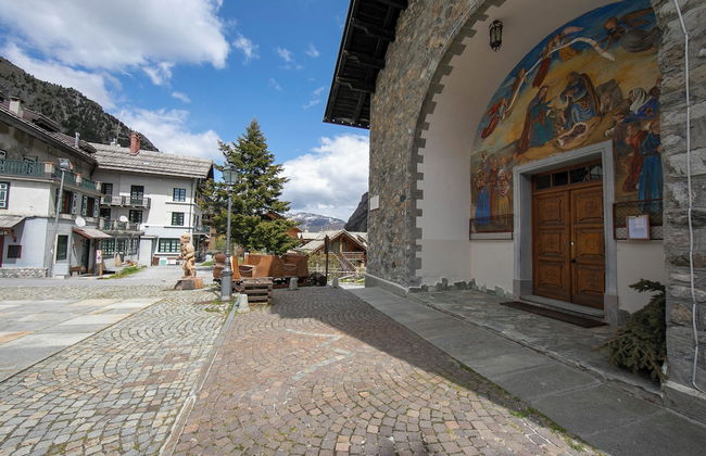 Chaberton Romantic Retreat Ski In Ski Out - Happy Rentals - Foto 55