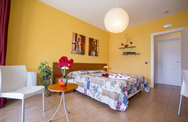 Palazzo Apartments - Porto Letizia - Foto 6