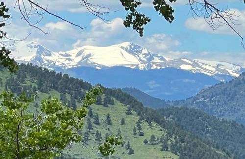 Mountain Top Luxury Red Rocks Hot tub Sauna Views - Photo 3