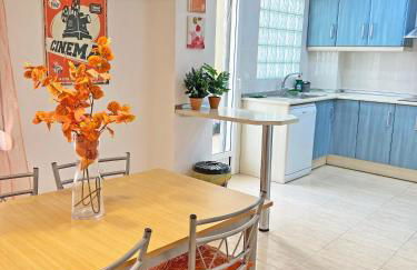 Encantador Muy Céntrico Terraza y AC - Foto 24