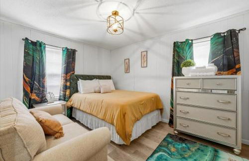 Spacious Backyard • Alfresco Dining • Pet Friendly - Foto 38