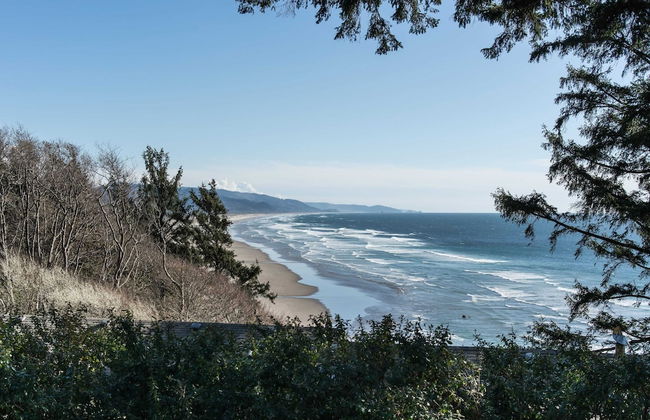 The Purcell House by Avantstay Surrounded in Lush Greenery w/ Large Yard & Ocean Views - Foto 39