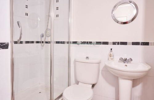 Port Side - Boutique Home with Outstanding River Views - Foto 19