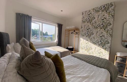 Isleworth House with Garden & private parking - Photo 17