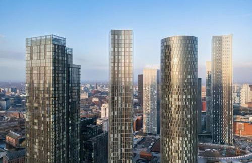 Luxury 2 Bed Penthouse with Stunning Views in Manchester City Centre - Foto 18