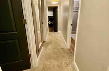 [4-BR/Sleeps 12] Family & Friends Home in Indiana - Foto 24