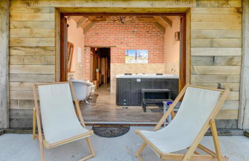 5 Bedroom Awesome Home In Novi Marof - Foto 59