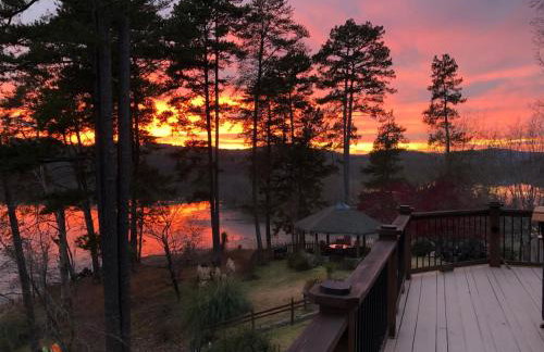 Peaceful 4 bedroom Lakehouse with no neighbors - Foto 7