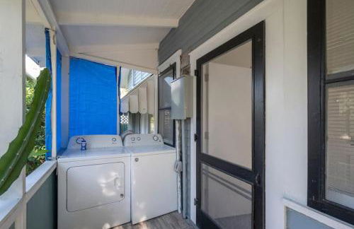 Historic & Cozy Bungalow by Downtown - Foto 36