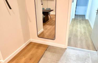 BIG New 7Rooms City Center APARTMENTS and Suites - Foto 12