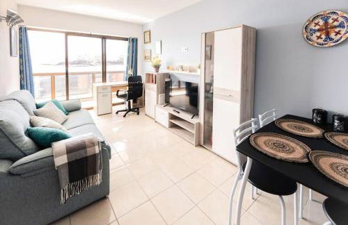 Frente al mar Playa de Melenara - Foto 1