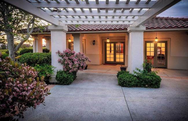 Wellsona Vineyard Retreat + Pool, Hot Tub, Views Main Home + Guest Home - Foto 46