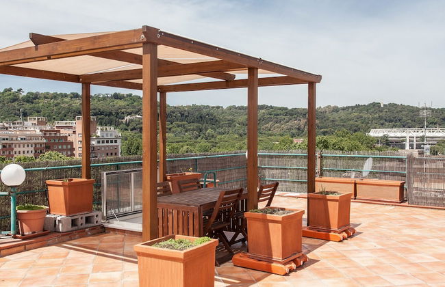 Rental in Rome Maxxi Penthouse - Photo 13