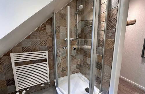 Sky & Sand Homes Strandläufer I Stilvolle Wohnung unter Reet in SPO mit Parkgarten - Photo 30