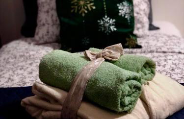 Odisea Hill House - Modern Holiday Home with swimming pool, sauna, jacuzzi, WiFi and 2 bedrooms, near Varazdin - Foto 24