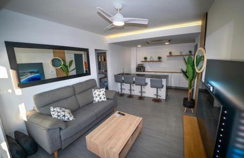 Apartasuites Royal Zahara, Máximo confort con vistas al mar - Photo 52