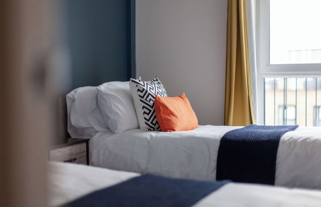 Top-rated Penthouse - King Size Bed & Free Parking - Photo 12