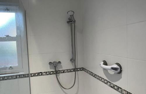 Cosy Hillside Annex - Photo 6