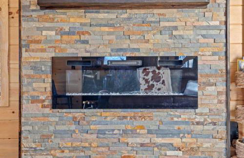 WiFi Hot Tub & Pets - EagleRock Retreat in RRG - Foto 15