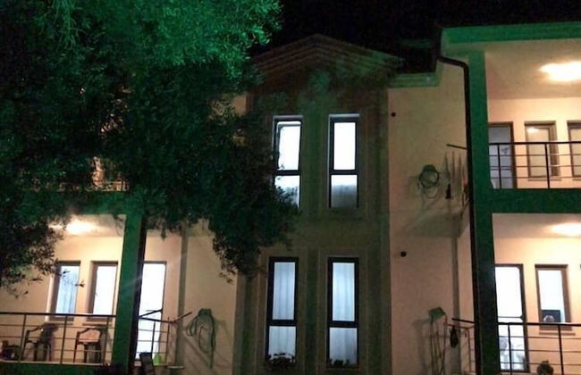 Burcum Apart - Photo 1