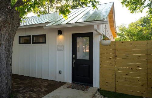 Petit Paradis Studio with hot tub - Photo 50