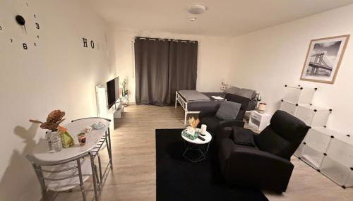 Bright & Cozy Studio with Relax Area & Kitchen - Foto 2