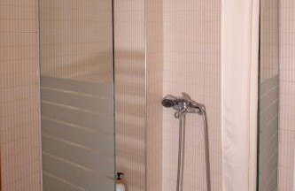 Central & Riverfront Room 2 - Photo 26