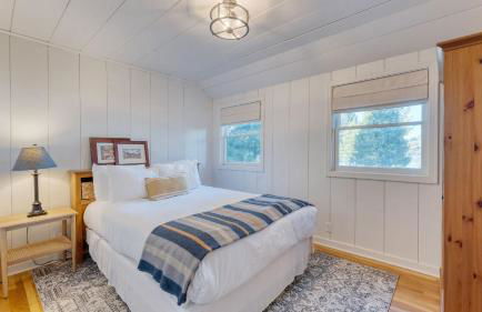 West Shore Lake House by Avantstay Ski Cabin w/ Backyard Sledding Hill! - Foto 58