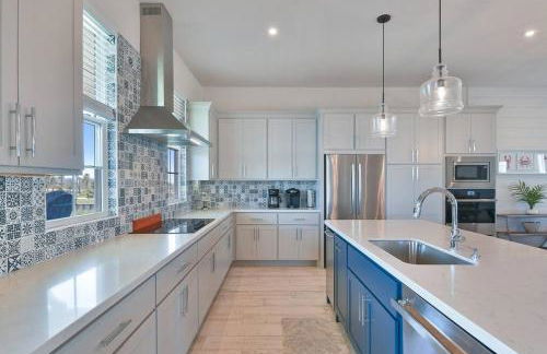 Rise and Shine Beach House with Ocean Views and Pointe West Resort Pools - Foto 18