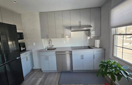 3 Bedroom Renovated Model House - Photo 13