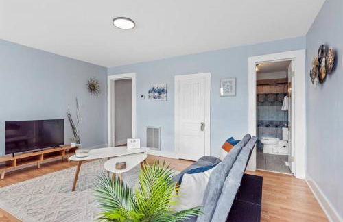 BOHO BUNGALOW - STEPS FROM HISTORIC DOWNTOWN APEX - Foto 14