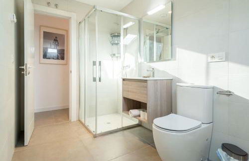 Edificio Santiago by Plaza Mayor Apartamentos - Photo 27