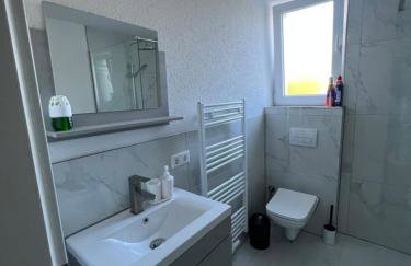 Moderne helle 2 Zimmer Wohnung Neubau - Foto 7